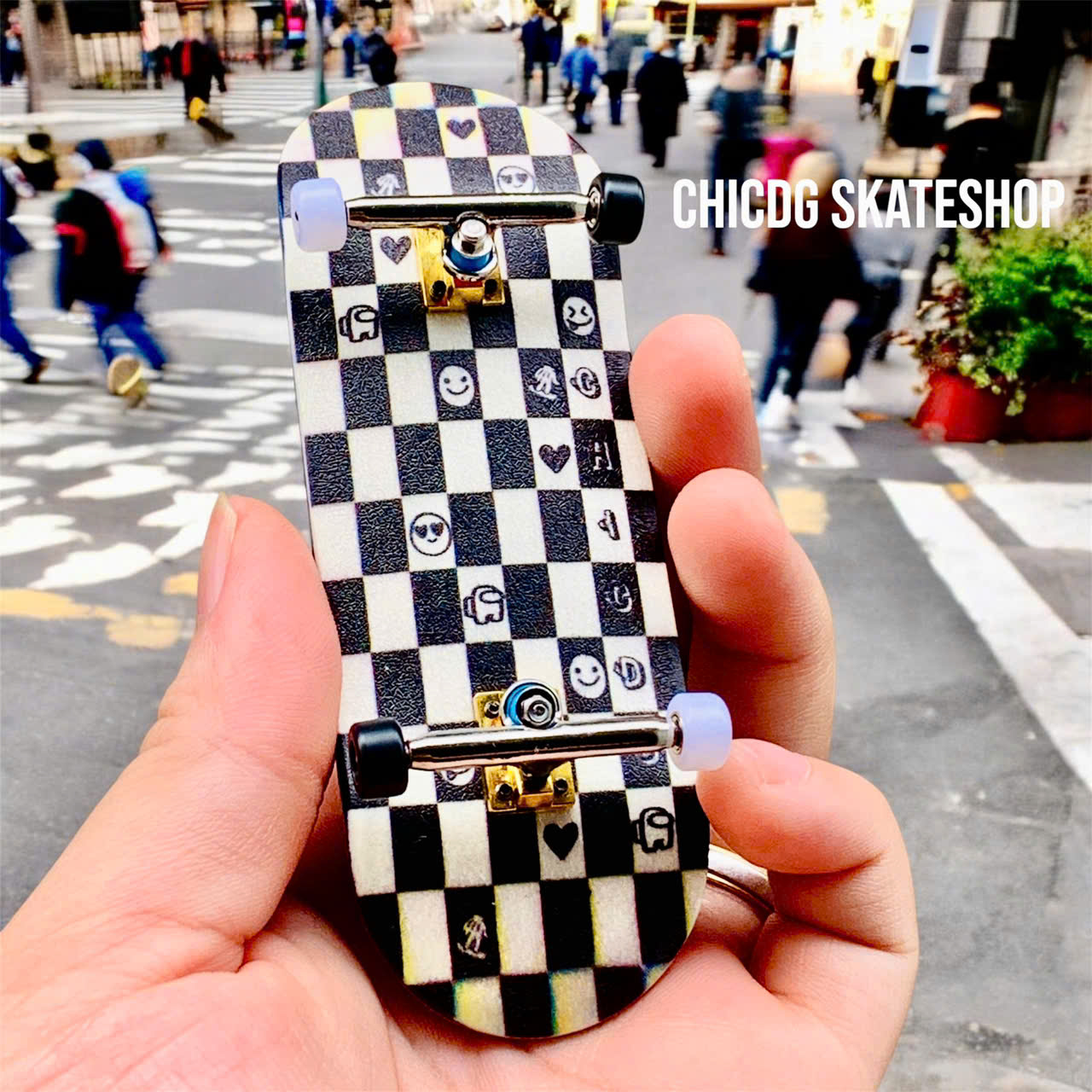 Fingerboard là gì? Tại sao thế giới lại mê mệt với chiếc ván bé xíu vậy?